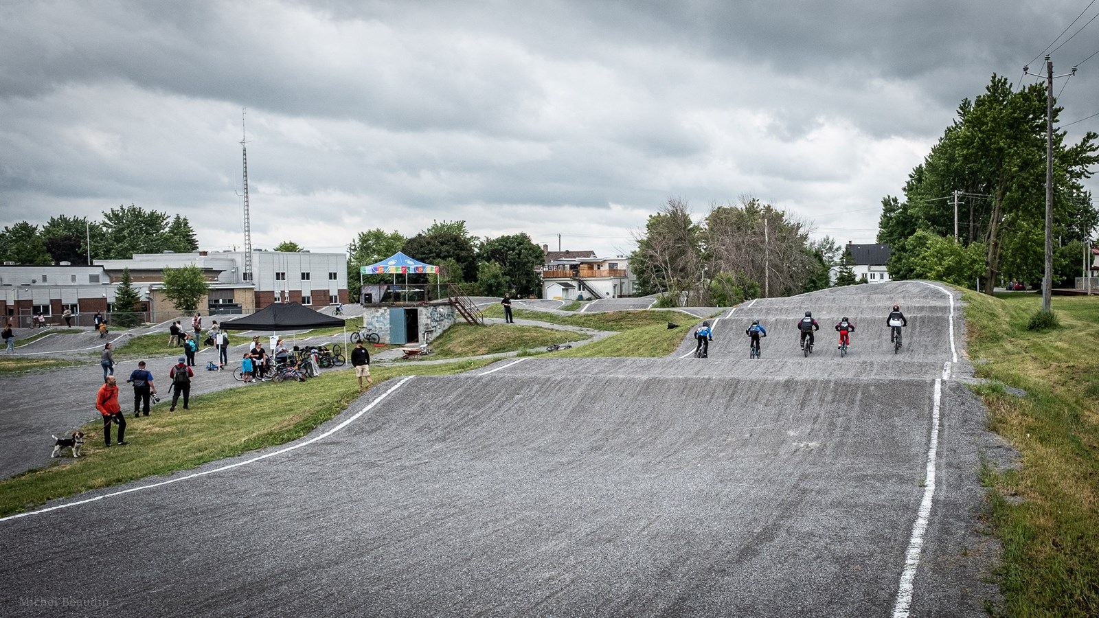 La piste de BMX est accessible à Sainte-Martine 