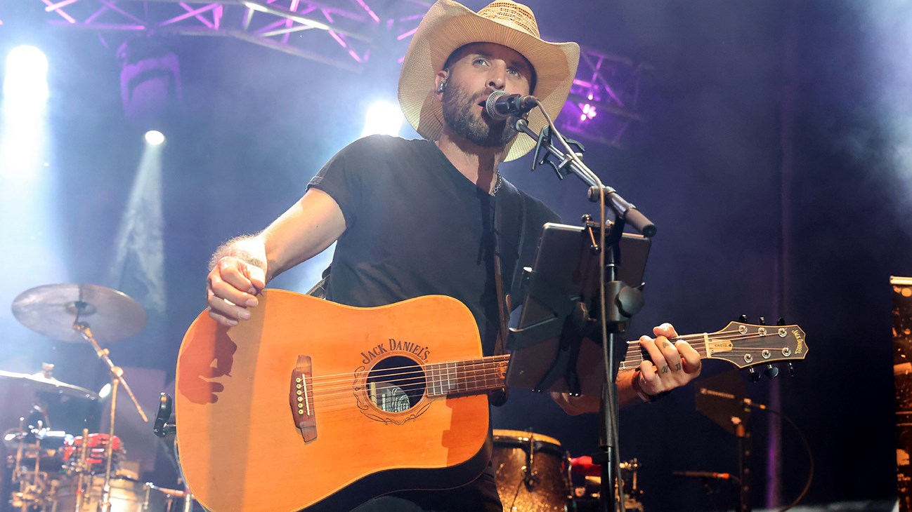 Le Boogie Wonder Band fait bouger la foule en marge des Régates de Valleyfield