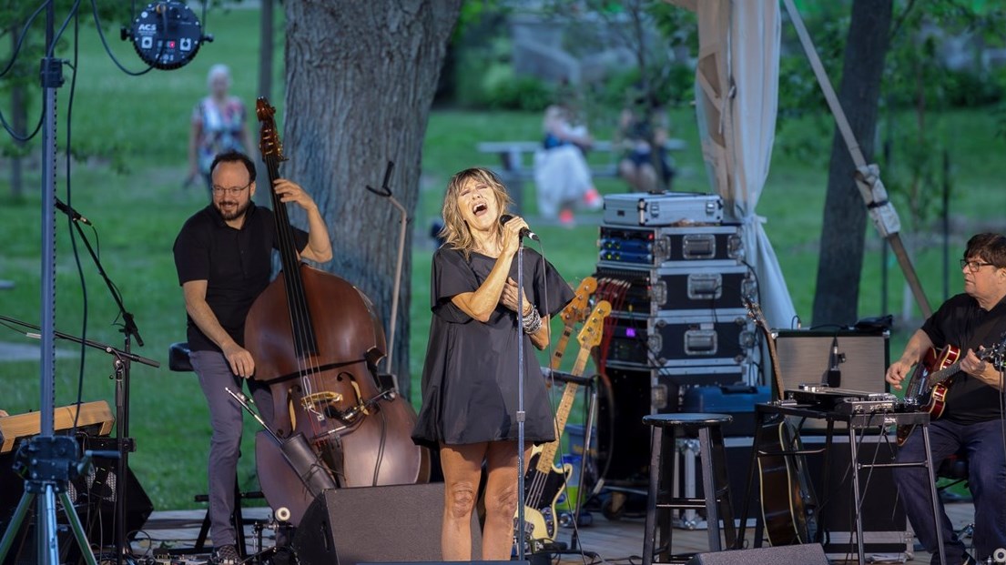A look back at Luce Dufault's concert in Vaudreuil-Dorion 