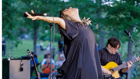 A look back at Luce Dufault's concert in Vaudreuil-Dorion 