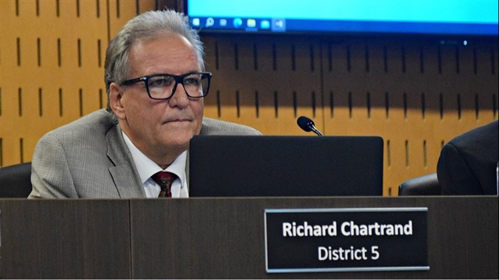 Une citoyenne de Saint-Lazare exige la démission de Richard Chartrand