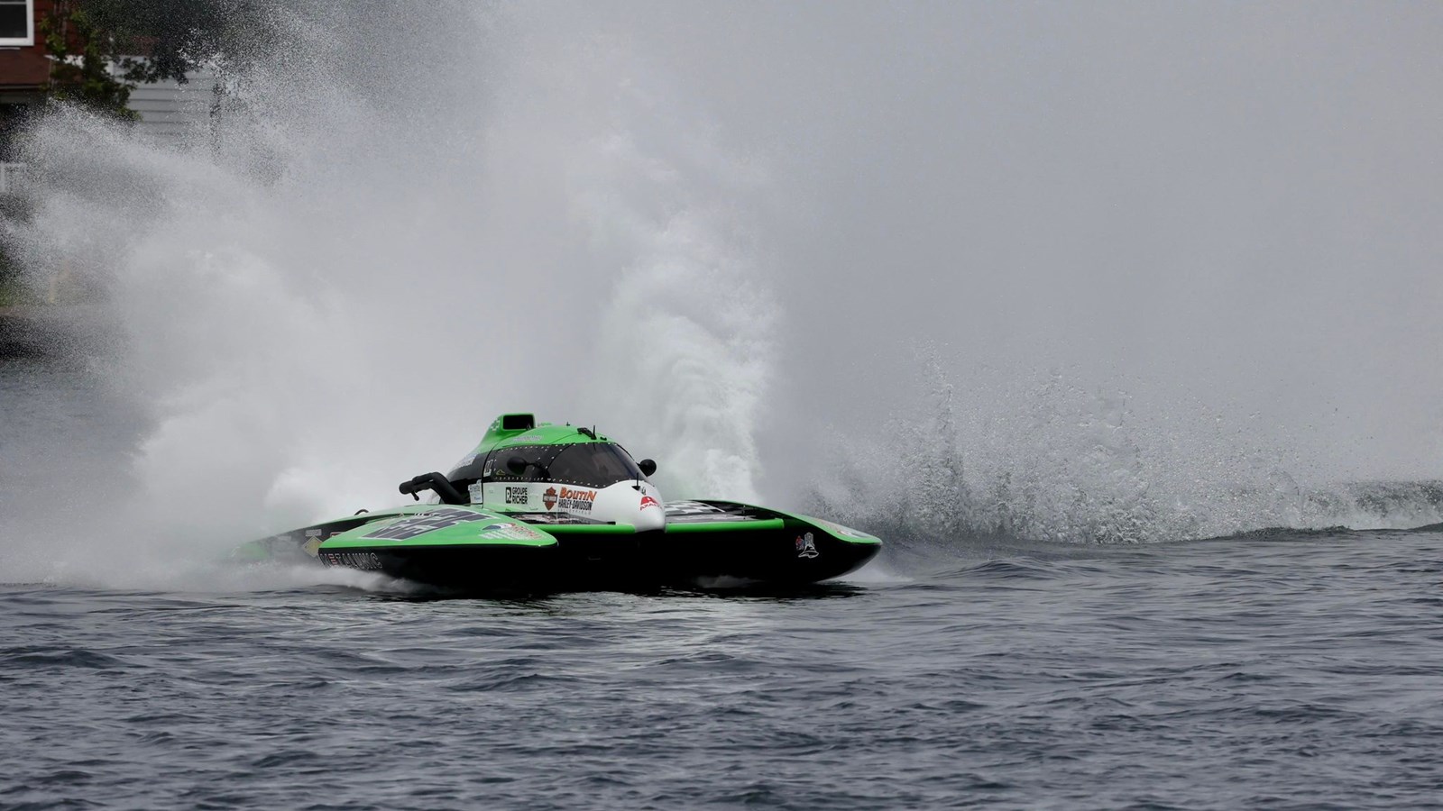 In the end, it was the Boutin Harley-Davidson boat that finished first in Hydro 350 race