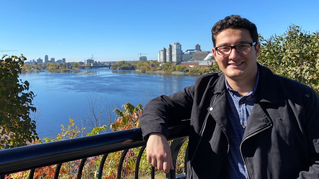 Philippe à Ottawa pour visiter sa future université
