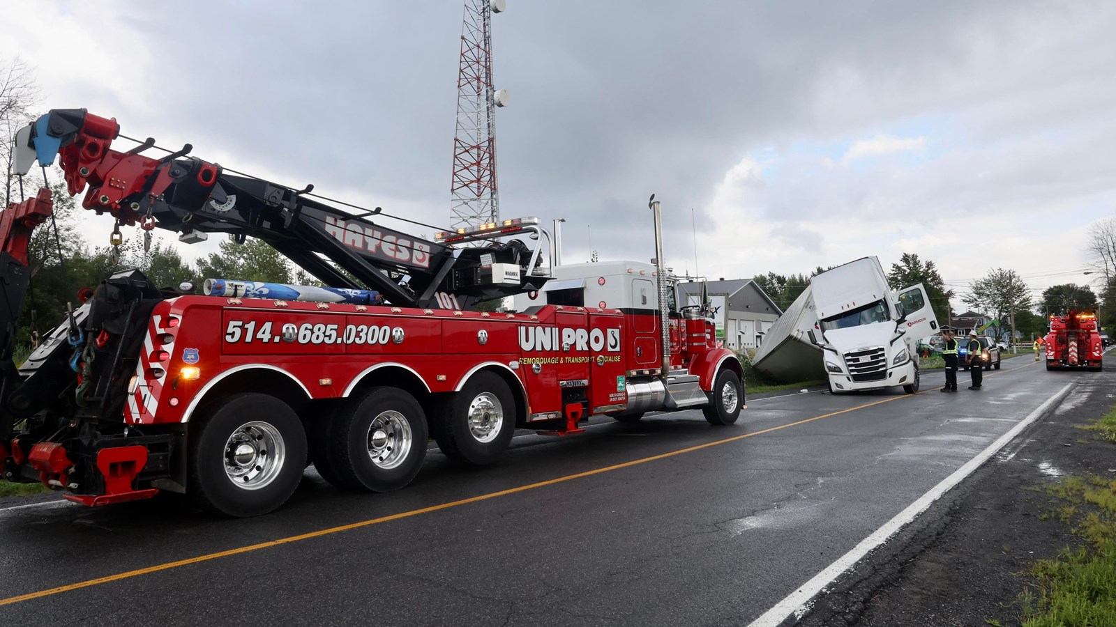 Road accident causes temporary closure of 69th Avenue in Saint-Zotique