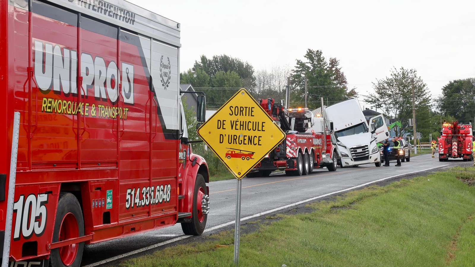Road accident causes temporary closure of 69th Avenue in Saint-Zotique
