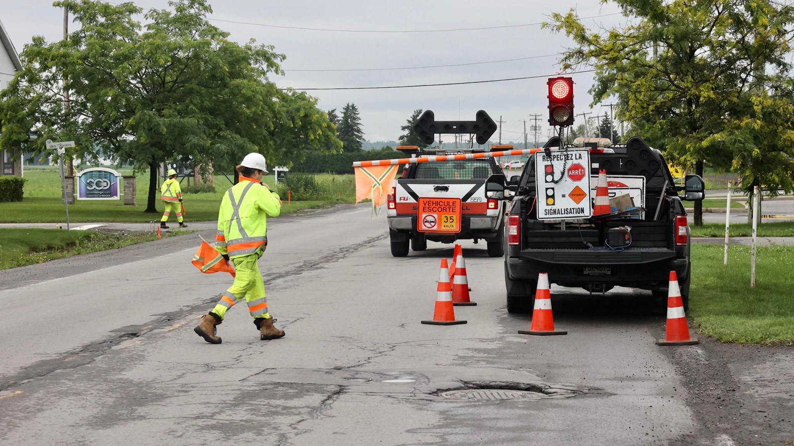 Paving work begins on routes 201 and 340 in Saint-Clet  