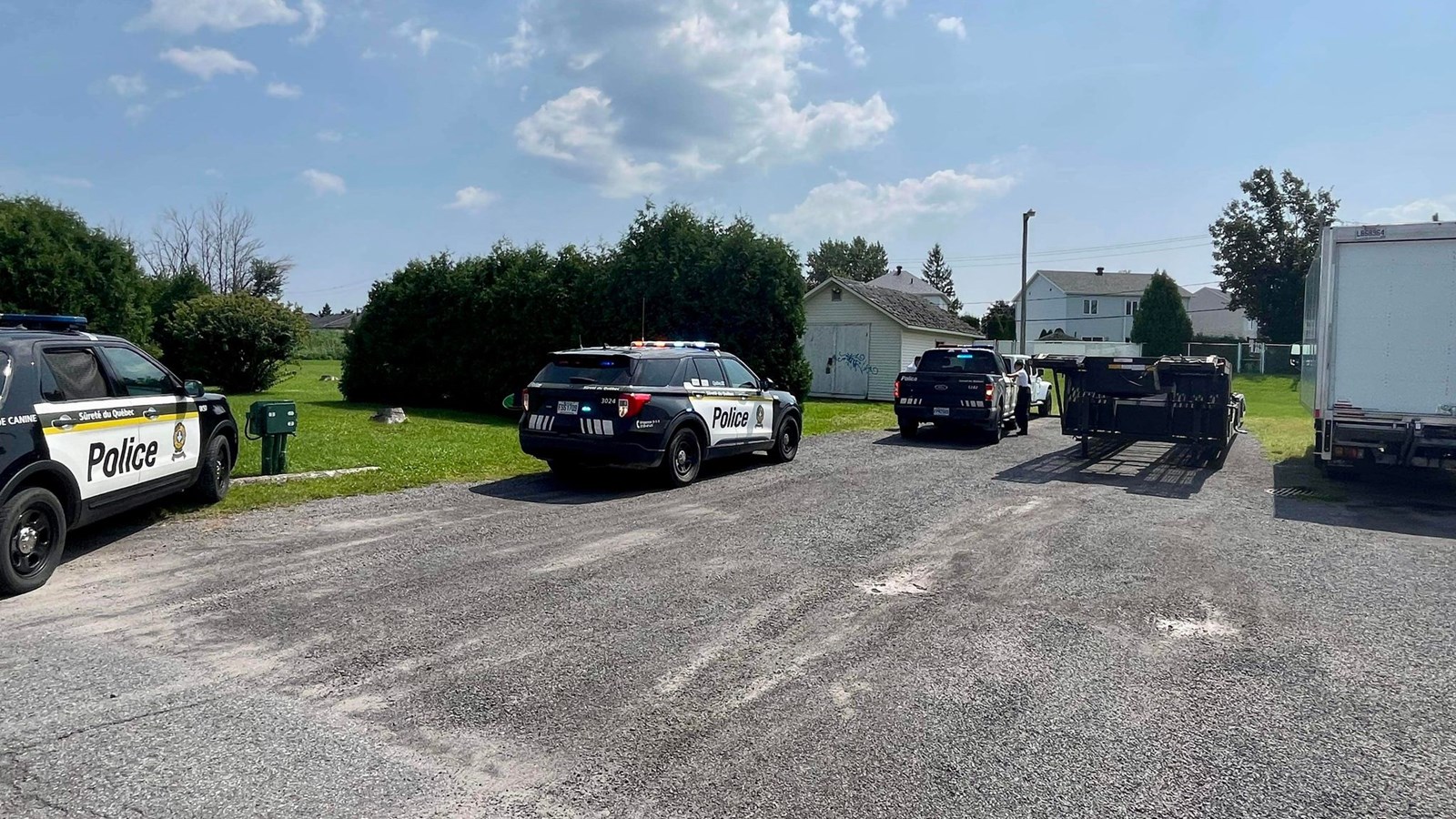 Opération policière en cours dans le secteur de la rue Boisvert à Vaudreuil-Dorion 
