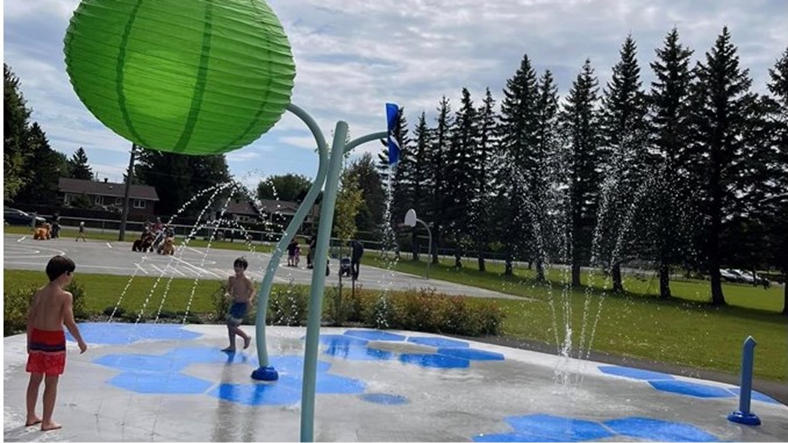Two new installations at Saint-Polycarpe's Rémi-Gauthier park  