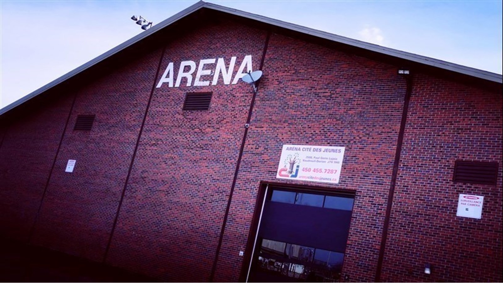 Arena accord gives Île Perrot municipalities time build sports centre