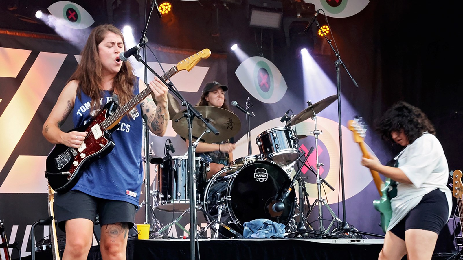 At 7.10pm, Les Shirley took their turn on the Artefact stage