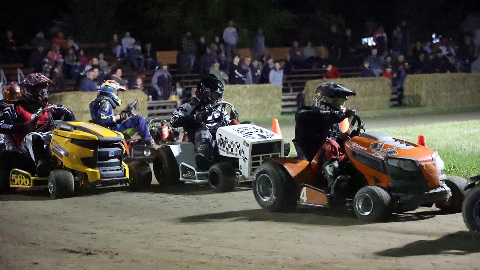 A look back at the tractor race in Sainte-Justine-de-Newton 