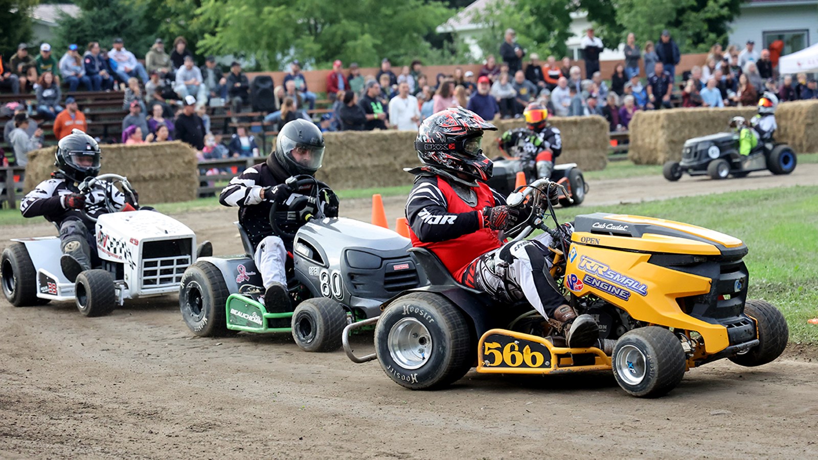 A look back at the tractor race in Sainte-Justine-de-Newton 