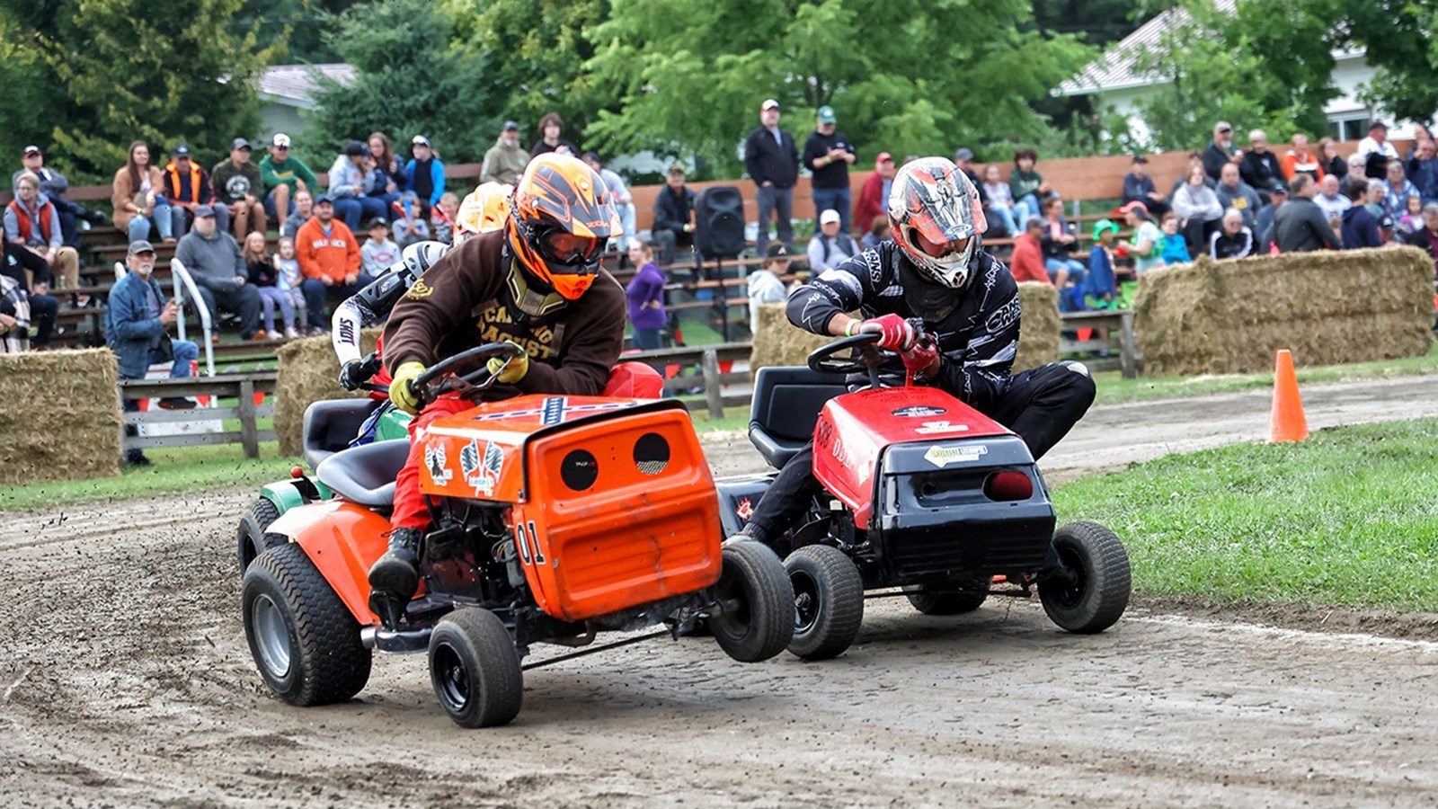 A look back at the tractor race in Sainte-Justine-de-Newton 