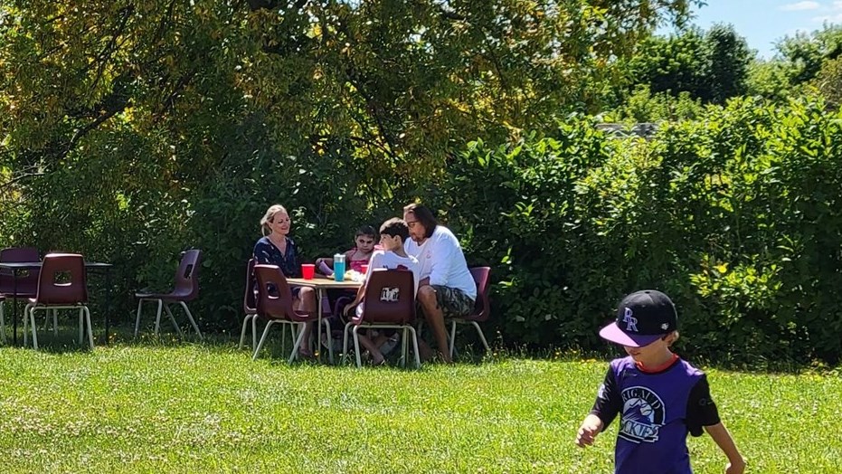 It's Neighbors' Day this Saturday in Très-Saint-Rédempteur