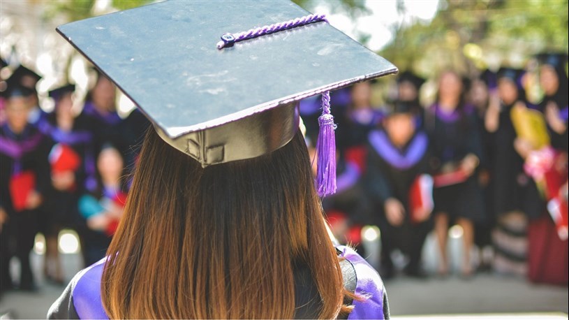 Restricting teenage work: yes or no?   