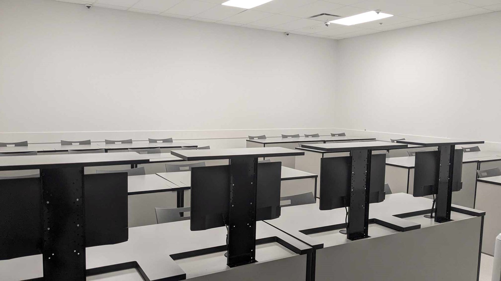 Cégep Gérald-Godin inaugurates the expansion of its Continuing Education and Business Services department