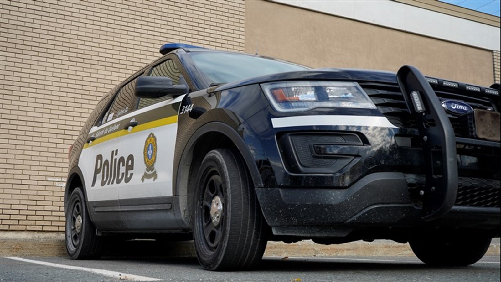 Vaudreuil-Dorion Walmart evacuated while police intervention  