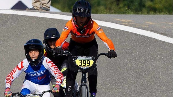 Justin Lafleur termine sa saison de BMX en beauté