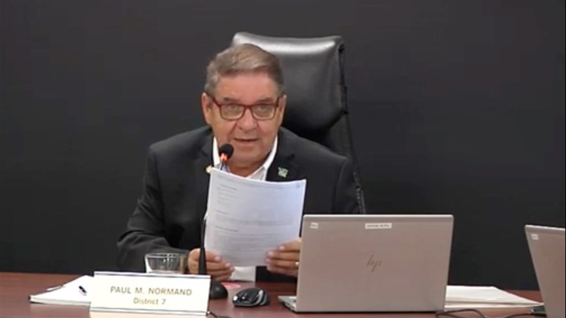 Plainte contre deux employés de Vaudreuil-Dorion: Dossier clos mais...
