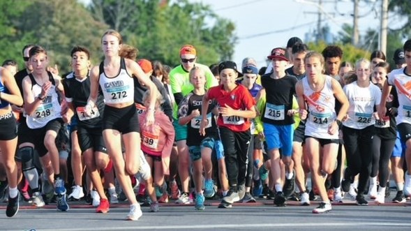 Runners storm the streets of Vaudreuil-Dorion