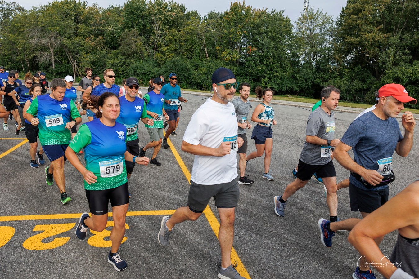 Runners storm the streets of Vaudreuil-Dorion