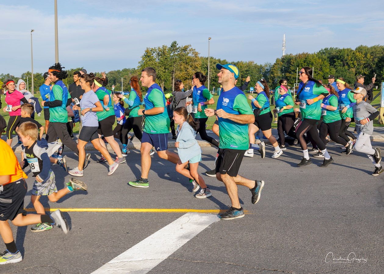 Runners storm the streets of Vaudreuil-Dorion