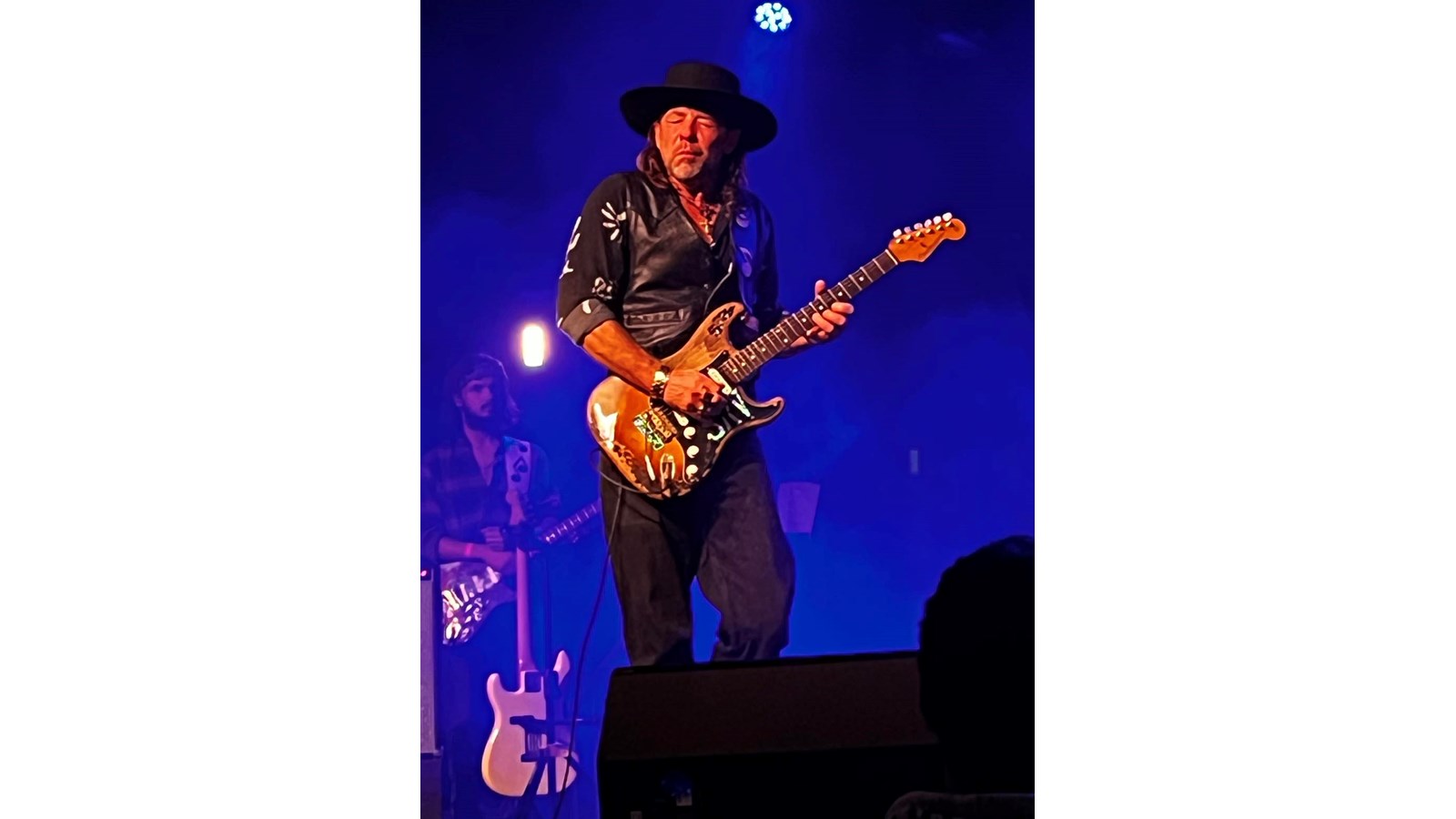 The blues continue to bring people together at L'Île-Perrot