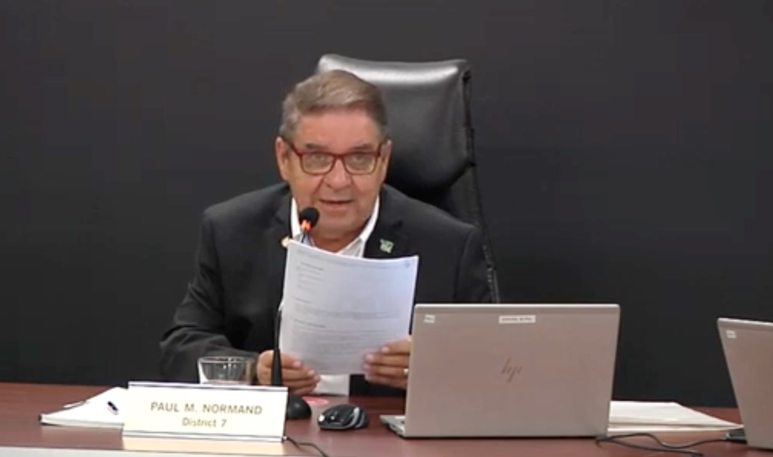 Complaint against two Vaudreuil-Dorion employees: Case closed but...