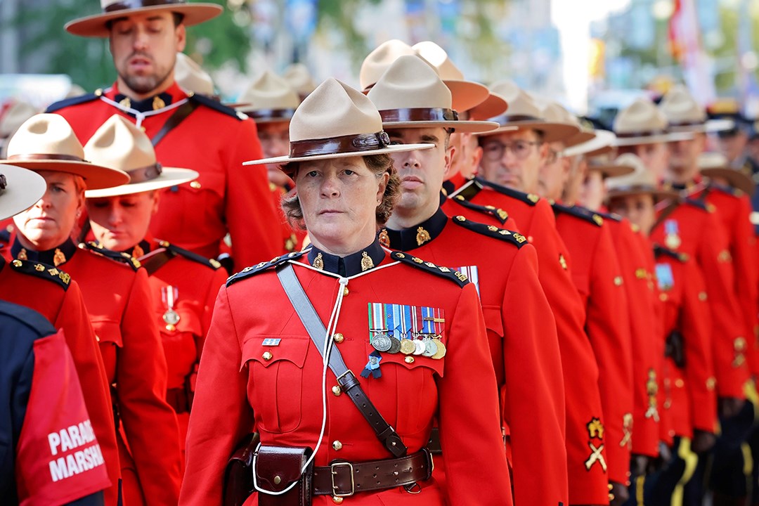 Vaudreuil-Soulanges police officers pay tribute to their fallen colleagues