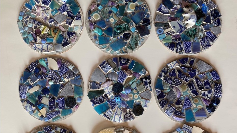 Artist Monica Brinkman will lead a workshop to create a collective work of mosaic art 