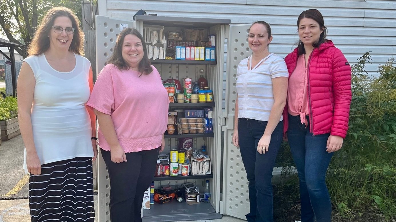 New self-service pantry in front of L'Actuel
