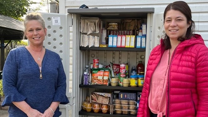 New self-service pantry in front of L'Actuel