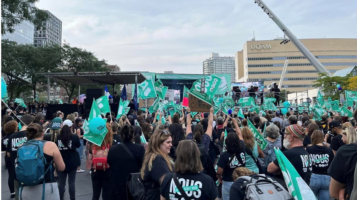 Opinion poll: The public is behind teachers and support workers