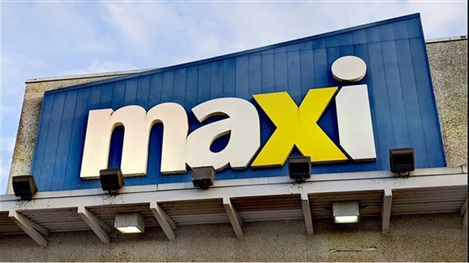 Moisson Sud-Ouest reçoit un don de 2 500$ du Maxi de Coteau-du-Lac 