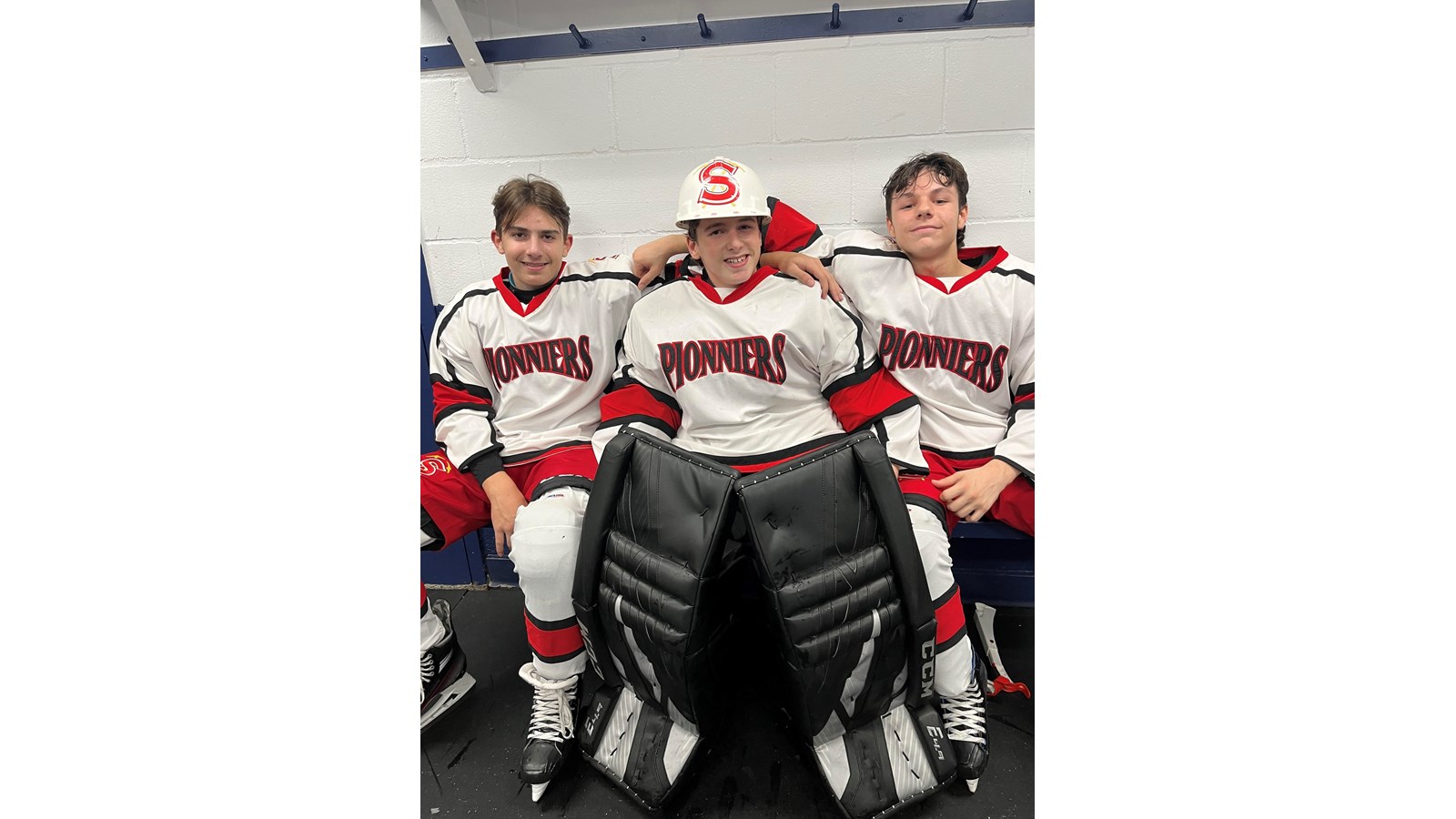 A win and a loss for the Pionniers