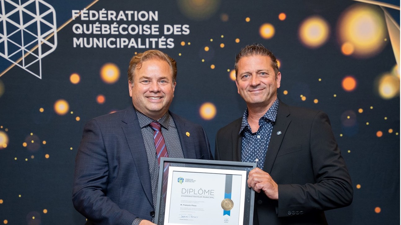 Two Sainte-Marthe elected officials honoured by the FQM 