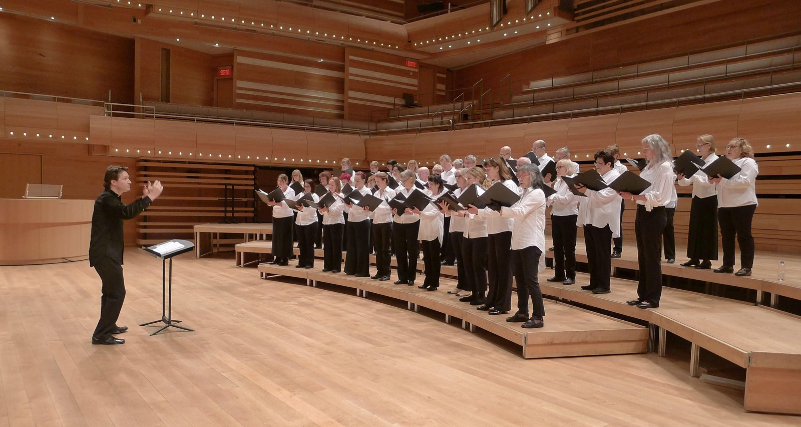 Maison symphonique, 2017 (winner of the audience prize at the OSM Virée classique choral concert)