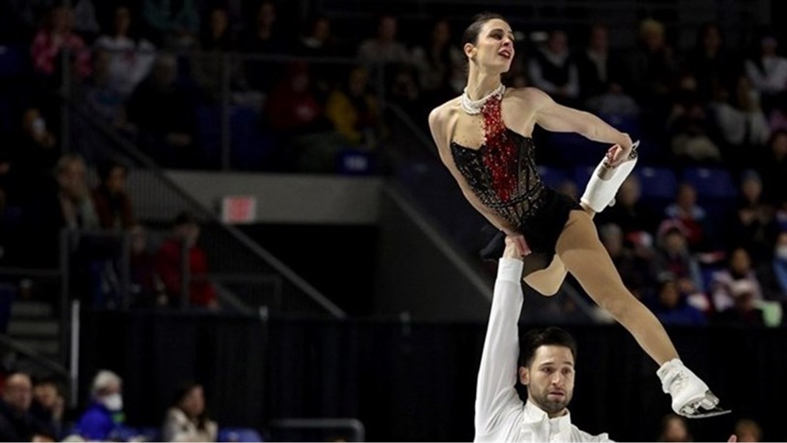  Another gold medal for skater Maxime Deschamps and his partner   