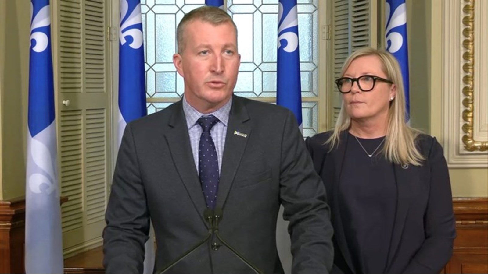 « On demande à ce que le gouvernement donne l'exemple » - Mathieu Miljours