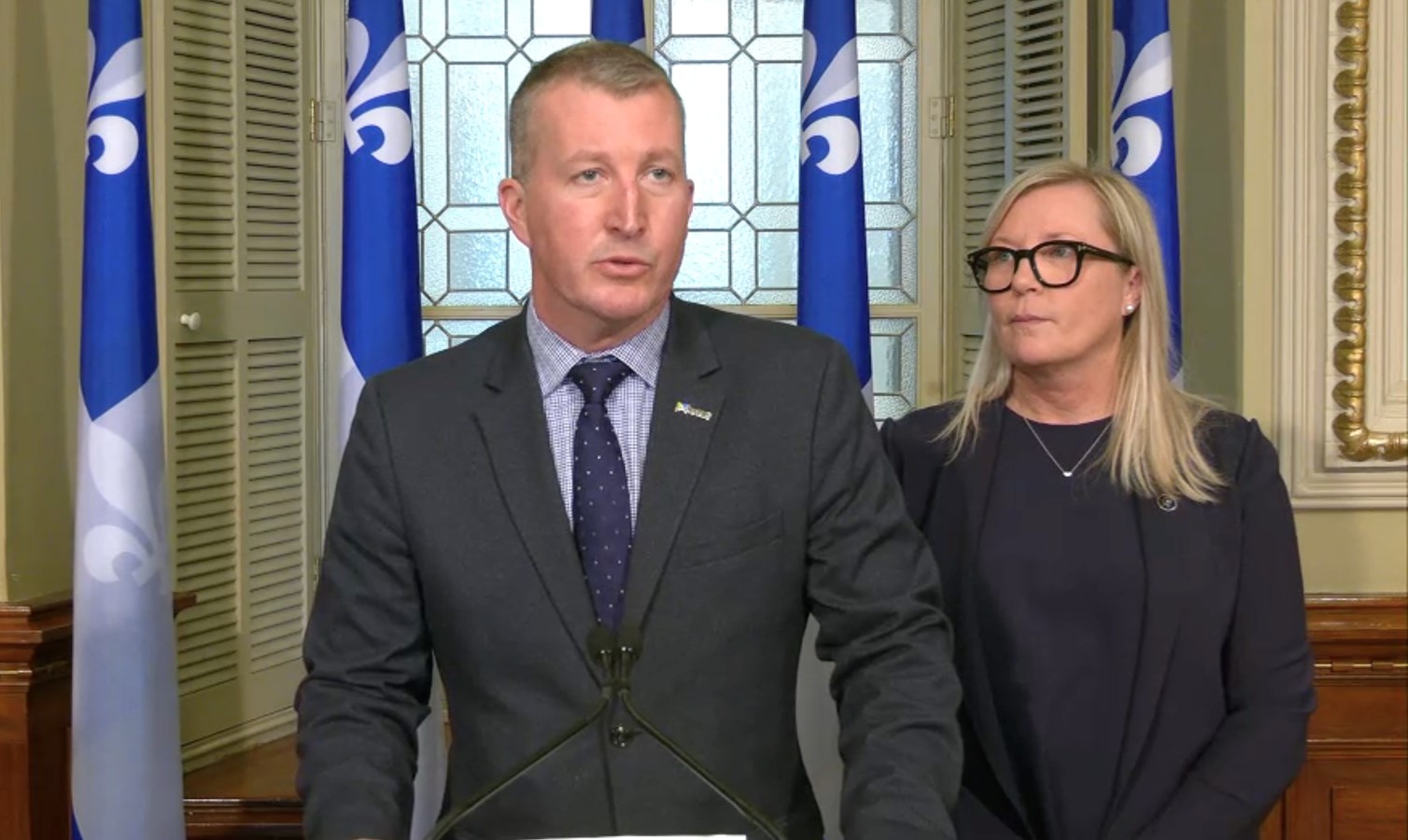« On demande à ce que le gouvernement donne l'exemple » - Mathieu Miljours