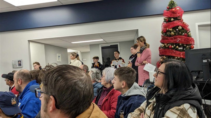 Les Coteaux wants to think it through before making a decision on the Centre sportif Soulanges project