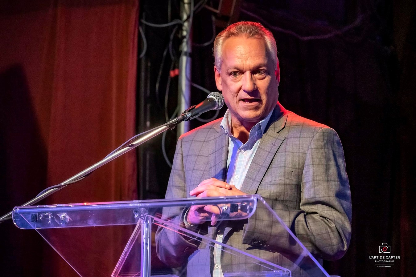 Denis Potvin, présentateur officiel de la soirée des Axents
