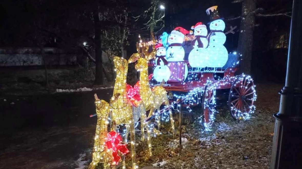 Vandals target Saint-Lazare business