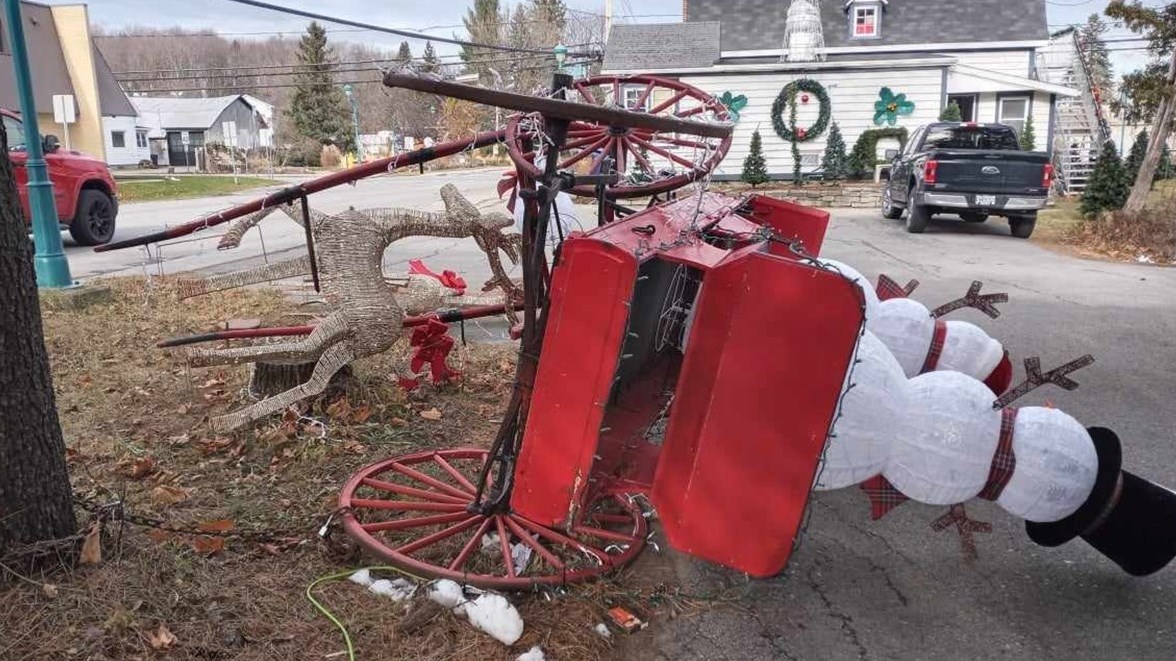 Vandals target Saint-Lazare business