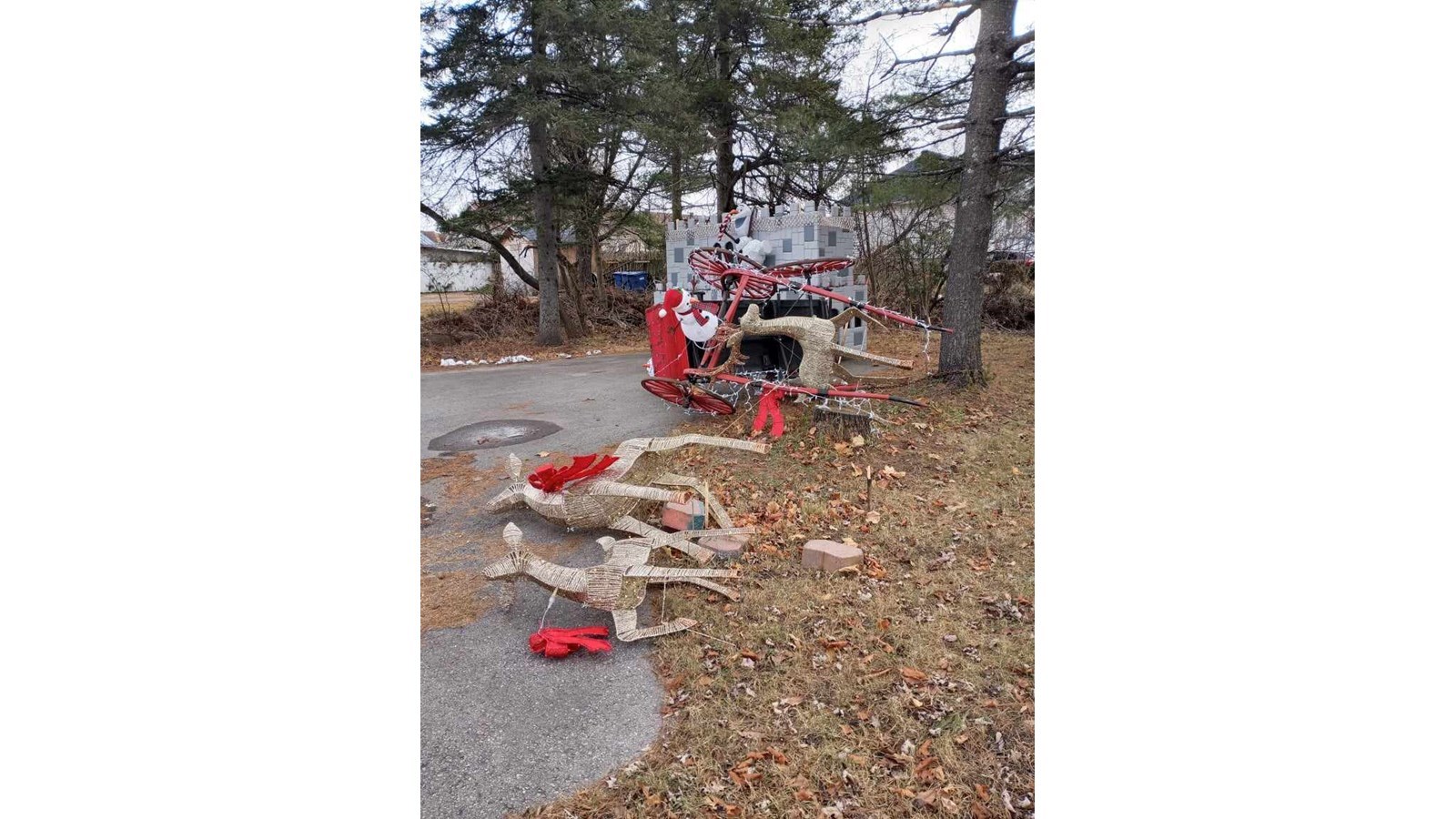Vandals target Saint-Lazare business