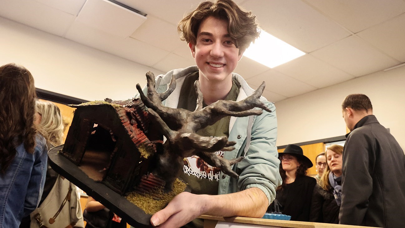 Le talent de jeunes artistes du Chêne-Bleu en vedette dans l'exposition Nos refuges intérieurs 