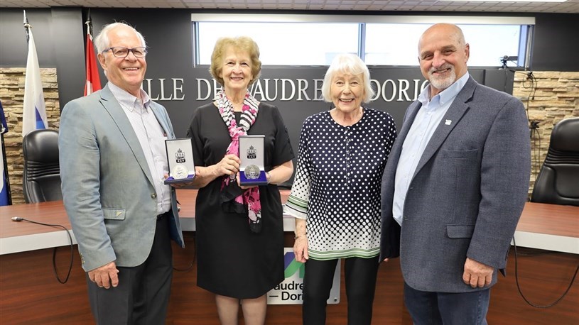 Trois bénévoles de Vaudreuil-Dorion reçoivent la médaille du lieutenant-gouverneur pour les aînés
