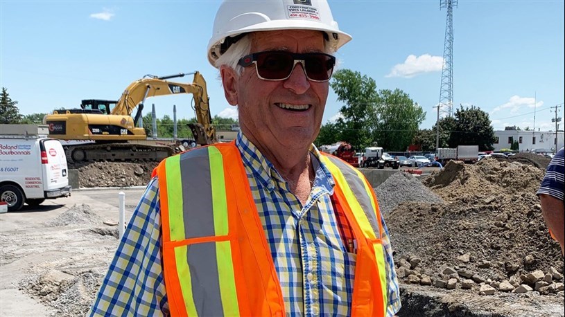 Raccrocher ses outils définitivement après une carrière de 63 ans en construction