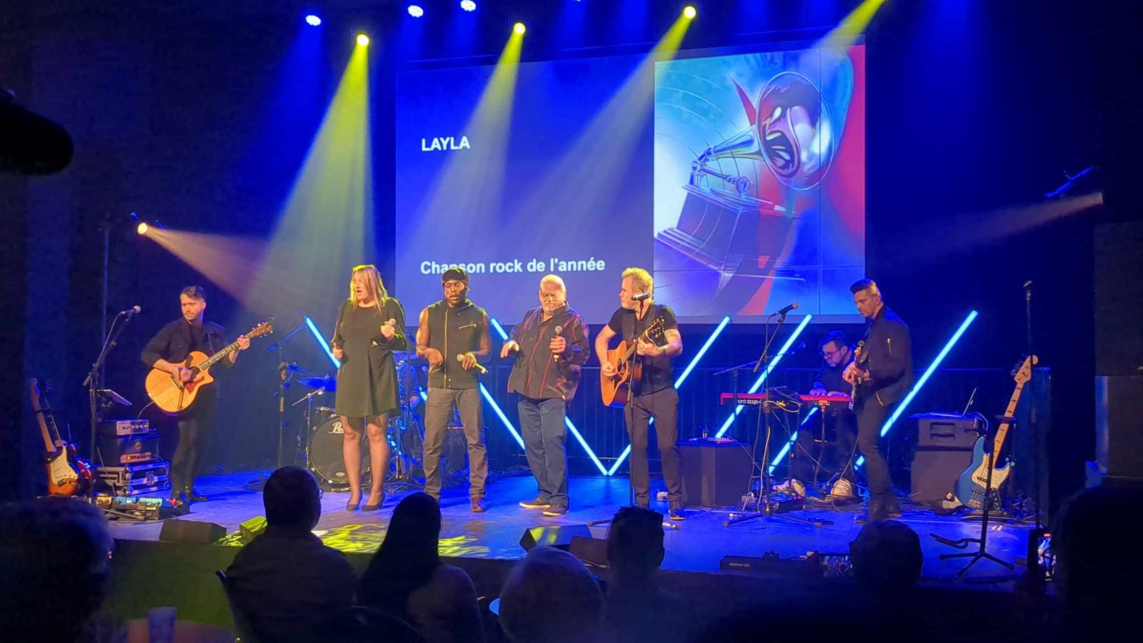 Une revue musicale colorée pour rendre hommage à un citoyen du Suroît