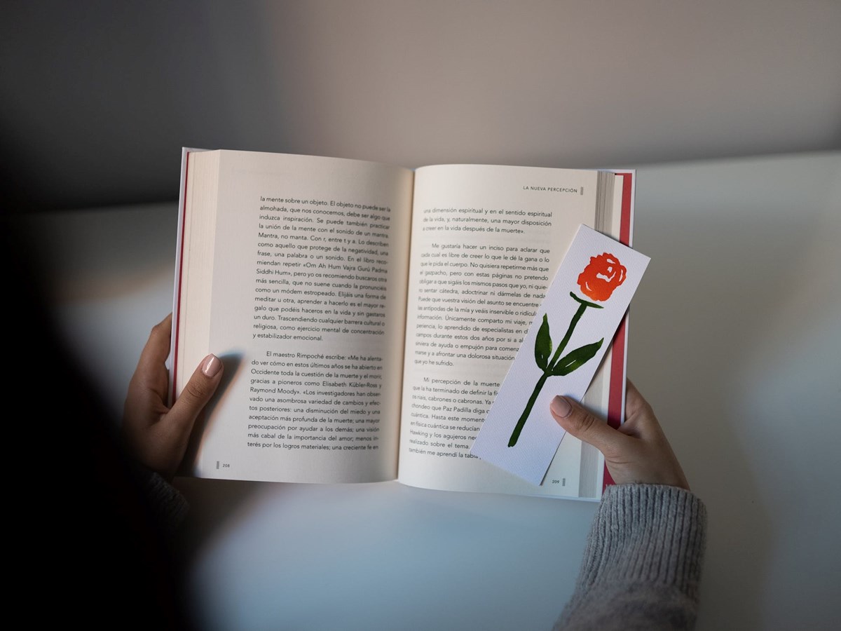 Create a bookmark at Marie-Uguay Public Library
